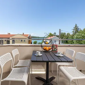 Apartment Sucic 2, Soline (Krk)
